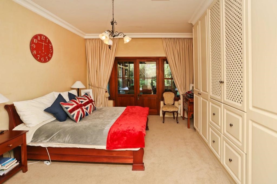 5 Bedroom Property for Sale in Hout Bay Western Cape